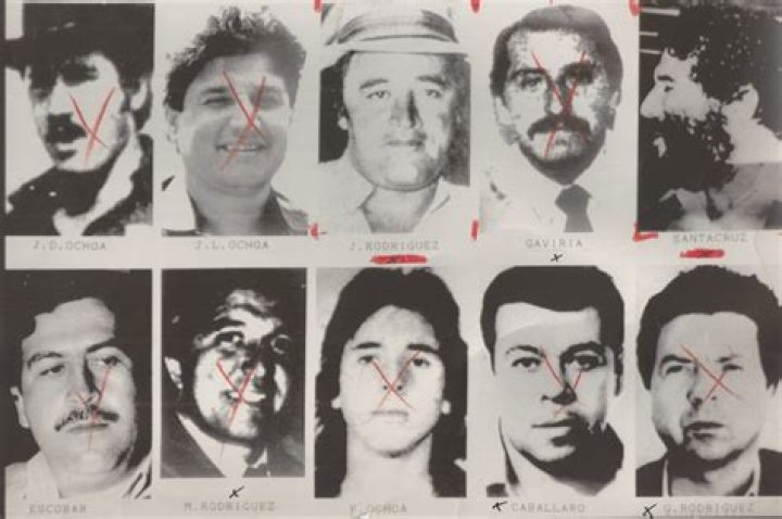 23 Fascinating Candid Photos From Pablo Escobar's Family Album