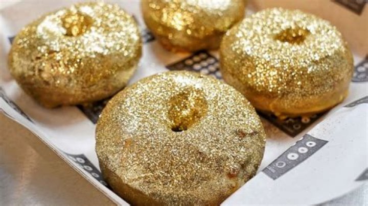And the Winner Is… These Glittery AF Red Carpet Doughnuts!