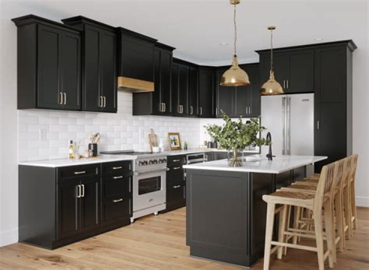 Are black kitchen cabinets in?