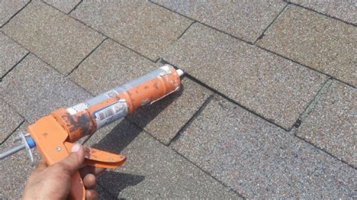 Are roofing glue fumes toxic?