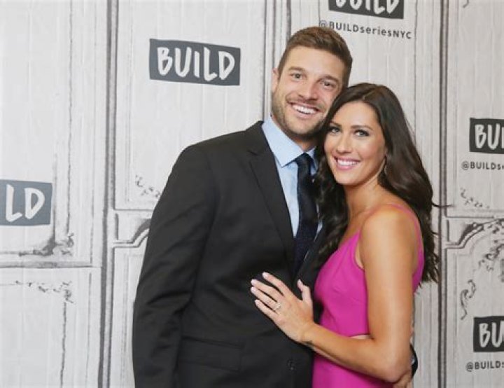 Babies On The Brain! ‘Bachelorette’ Becca And Garrett Want Kids In The ‘Next Couple Of Years’