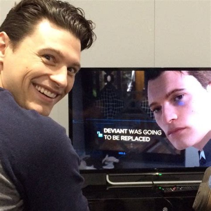 Bryan Dechart