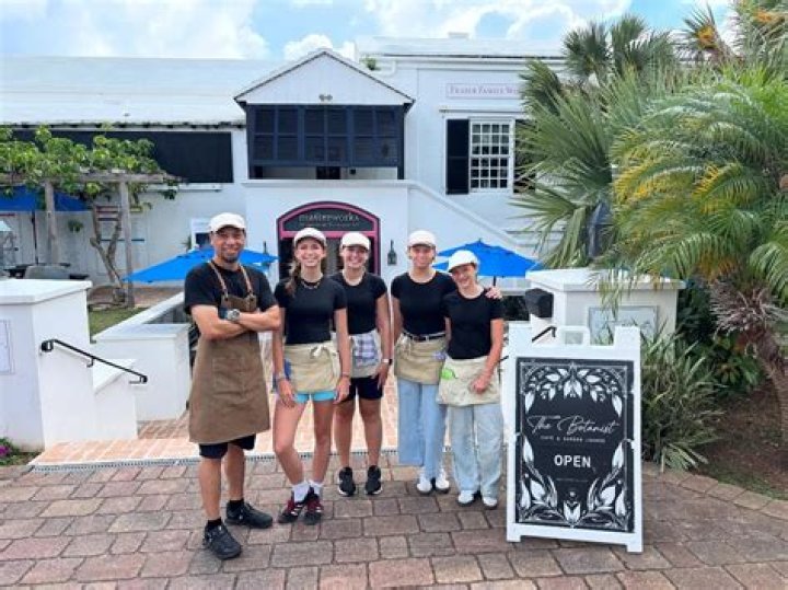 Can bermudians work in the us?