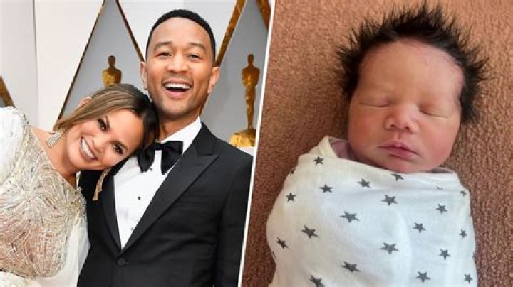 Chrissy Teigen Hilariously Trolls Her Hubby John Legend With ‘Arthur’ Instagram Caption