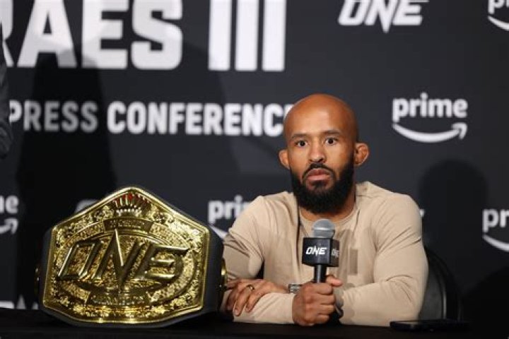 Did demetrious johnson retire?