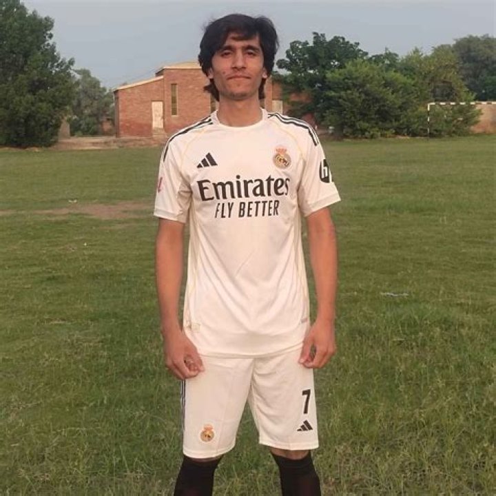 Did ramos leave real madrid?