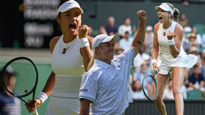 Did rosewall win wimbledon?