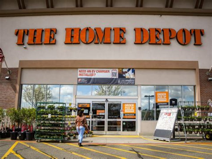 Does Home Depot have tile?