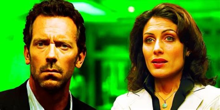 Does house end up with cuddy?