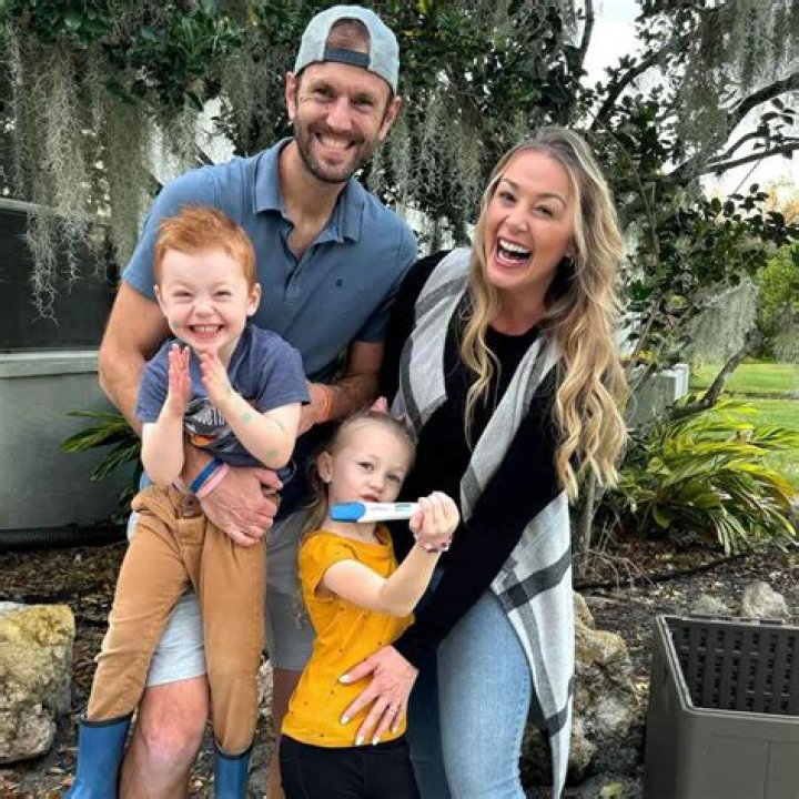 Doug Hehner and Jamie Otis Move Into Their First Home Ahead of Her Due Date!