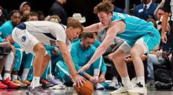 ExclusiveBella Thorne Gets Real About Shooting ‘Awkward’ Intimate Scenes: ‘It’s All Very Performative’