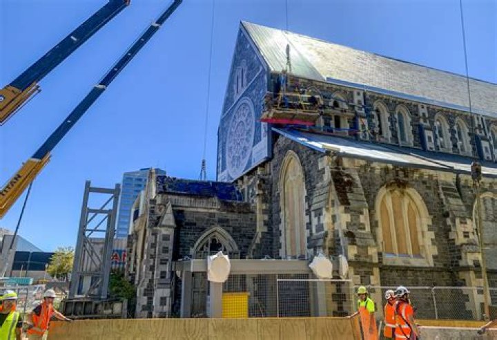 Has christchurch cathedral been rebuilt?
