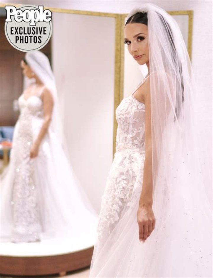 Here’s Why We’re Seriously Obsessed With Scheana Marie’s New BF Robert Valletta