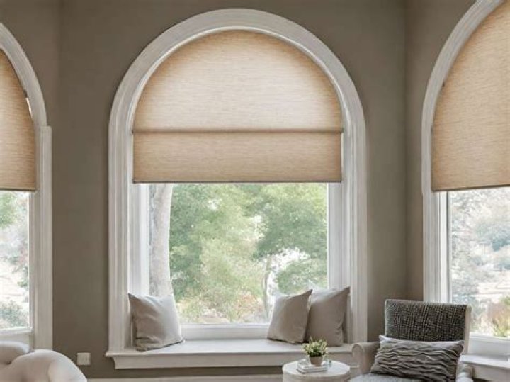 How do you cut a Redi arch window shade?