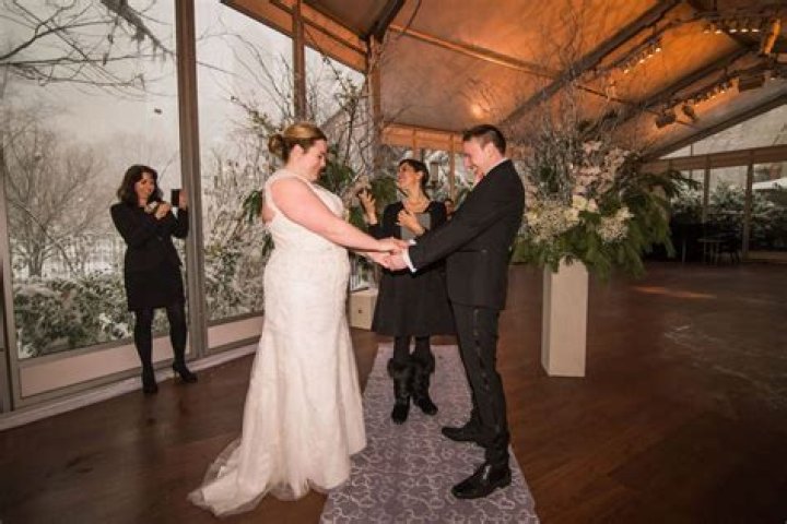 How much is a wedding at Tavern on the Green?