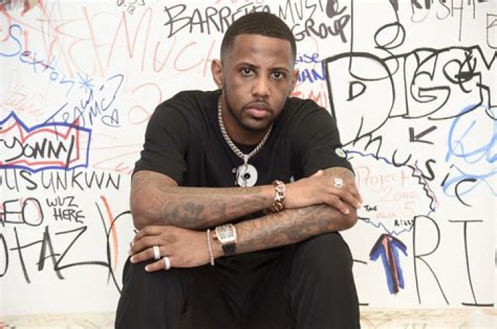 How tall is Fabolous