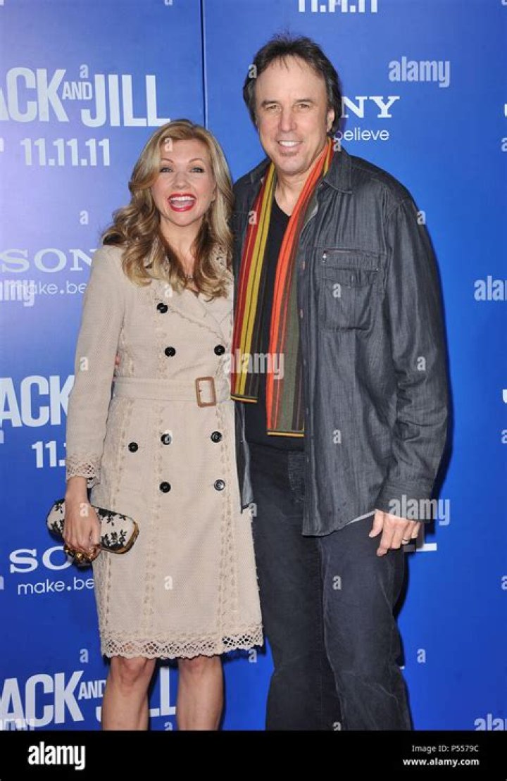 How tall is Kevin Nealon