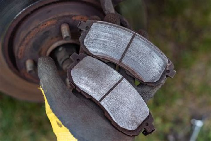 How to tell if brake pads are worn?