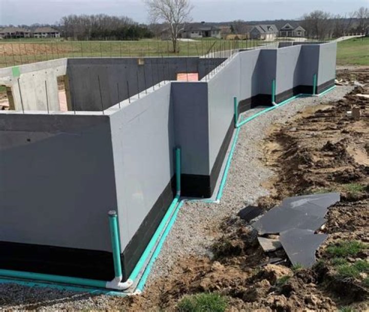 Is fiberglass insulation good for basements?