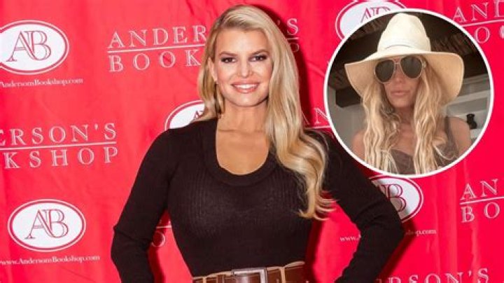 Jessica Simpson Flaunts Her Toned Legs and Defined Abs in a Brown Bikini and Chunky Heels: See Photo!