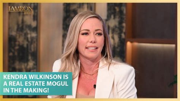 Kendra Wilkinson’s Cryptic Tweet Makes Fans Believe She’s Really Divorcing