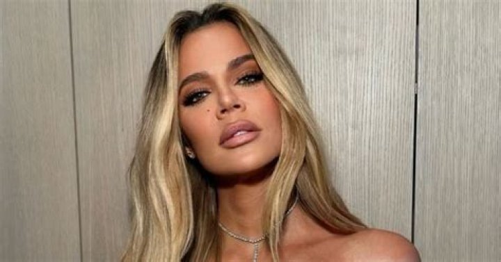 Khloé Kardashian Shows off Jessica Rabbit Lips in Sexy New Selfie!