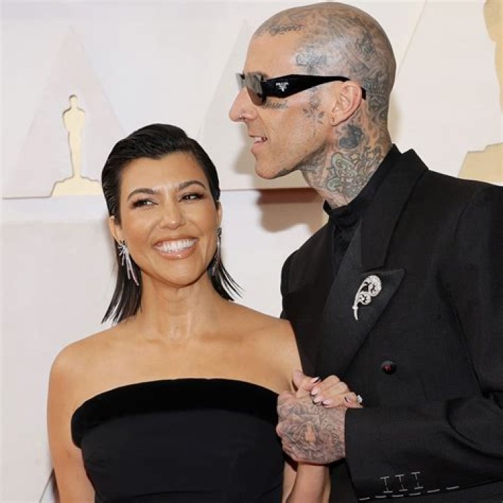 Kourtney Kardashian Makes NSFW Sex Confession on Snapchat — “I’m Nipple Clamp Ready!”