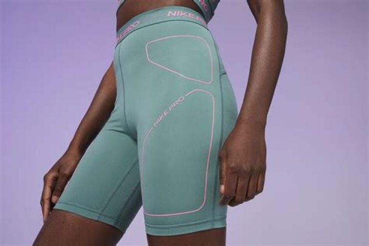 Kylie Jenner Hops on the Waist-Training Bandwagon Just Like Her Three Older Sisters!