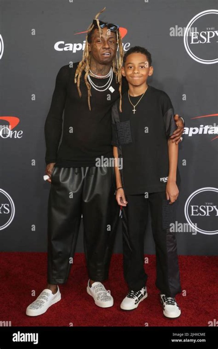 Lil Wayne & Cam'ron Perform 