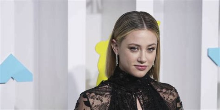 Lili Reinhart Doesn’t ‘Alter’ Her Body in Photos: ‘I Would Never Want to Set That Standard for Myself’