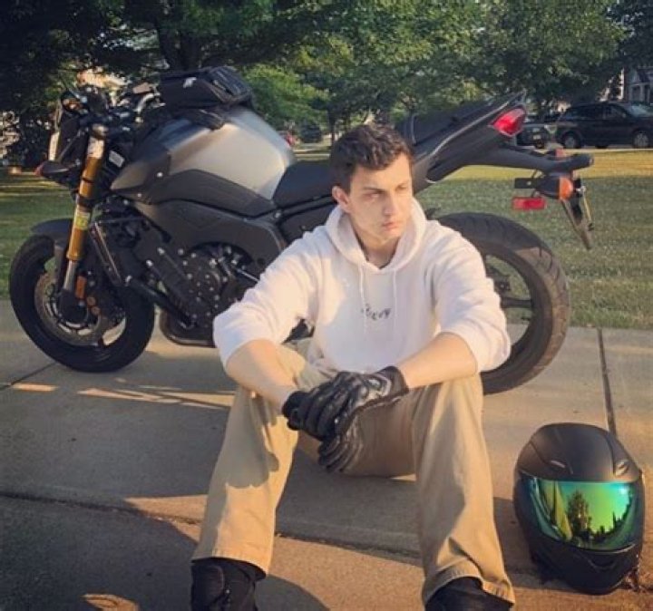 LuxuryPranks (Parker Hajiaskari) Bio | Age, Wiki, Net worth, Height, Girlfriend|