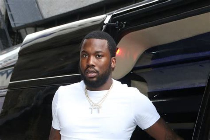 Meek Mill's Latest Twitter Like Has Fans Raising Their Eyebrows