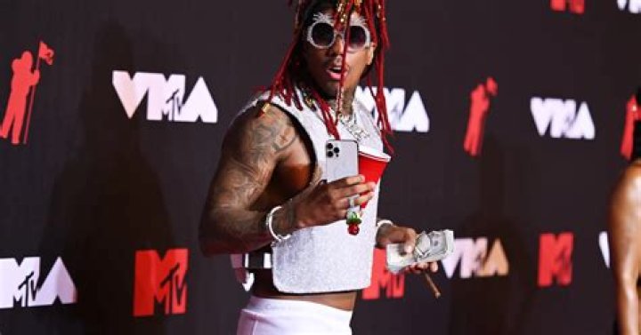 Nick Cannon Denies Reports He Attended VMAs, Introduces Rapper 