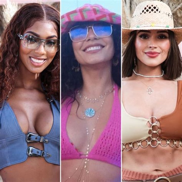 No Bra, No Problem! See Photos of Coachella 2022’s Best Celebrity Braless Looks