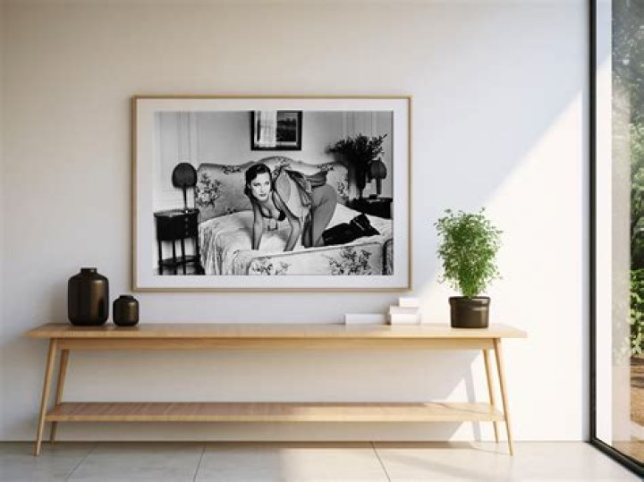 Scott Disick Spends $57,000 on a Vintage Helmut Newton Print for Girlfriend Amelia Gray Hamlin’s Birthday