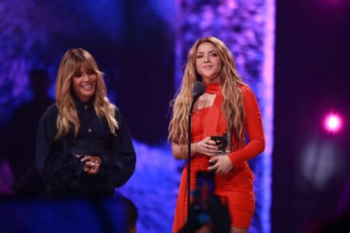 Shakira Spotted Swimming With Rauw Alejandro Amid Jimmy Butler Rumors