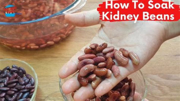 Should you soak kidneys before cooking?
