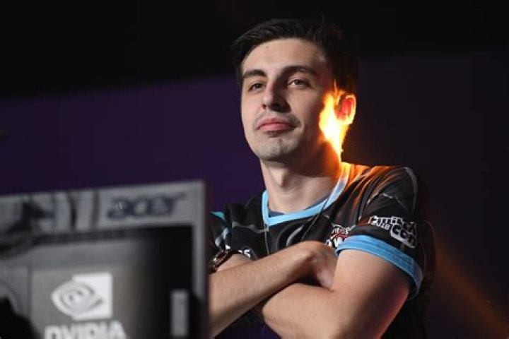 Shroud Net Worth 2023: What Is The Streamer Worth?
