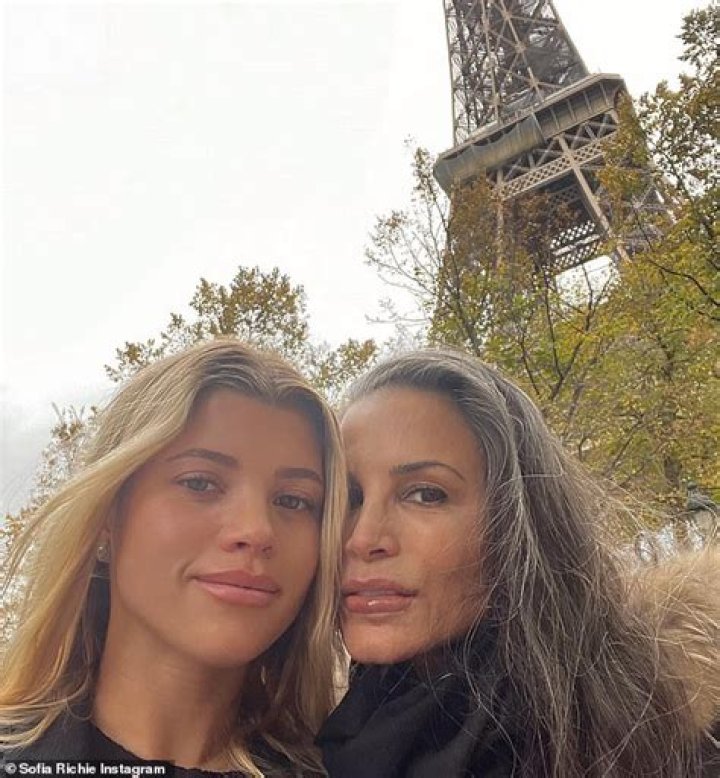 Sofia Richie Gives Sister Nicole a Rare Shout-Out: ‘A Day With My Queen’