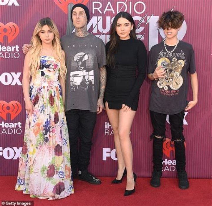 Travis Barker’s Daughter Alabama Seemingly Shares Cozy Photo With Her Mystery Boyfriend