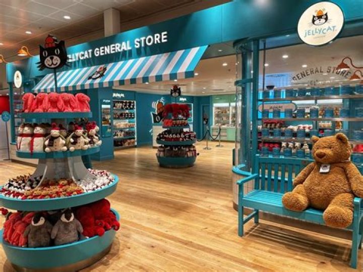 What can you store in a cold room?