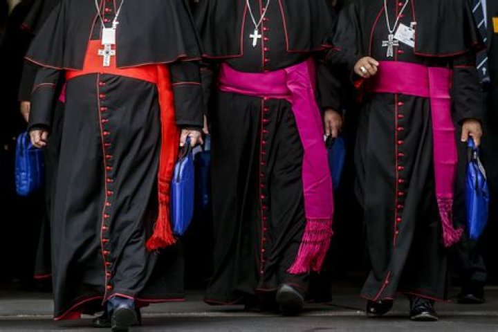 What color do archbishops wear?