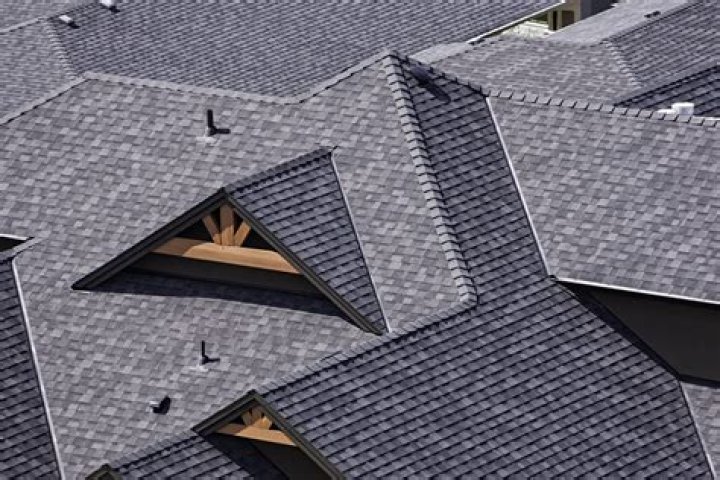 What companies make roofing shingles?