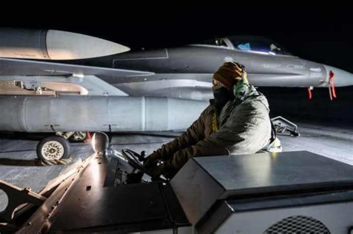 What does aircrews mean?