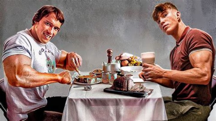 What is Arnold Schwarzenegger favorite food?