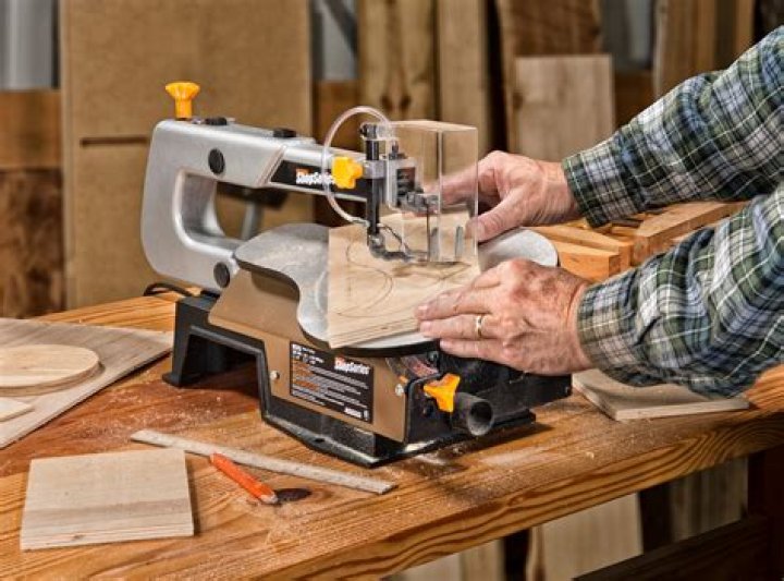 What thickness can a scroll saw cut?