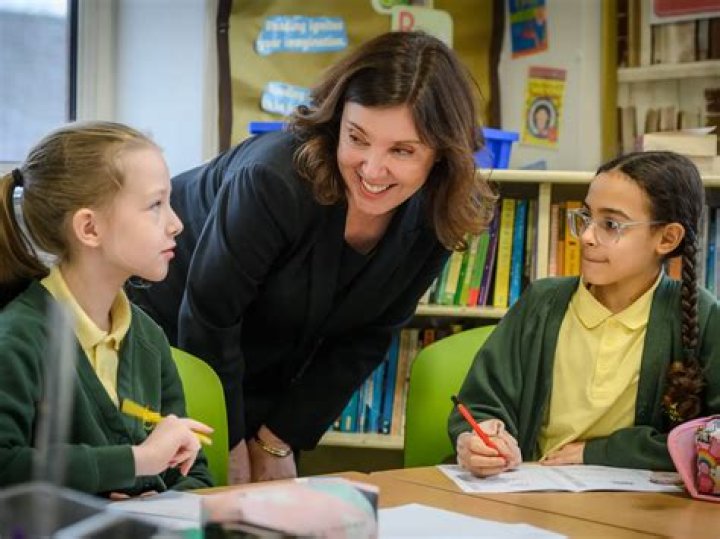 Whats a dame school?