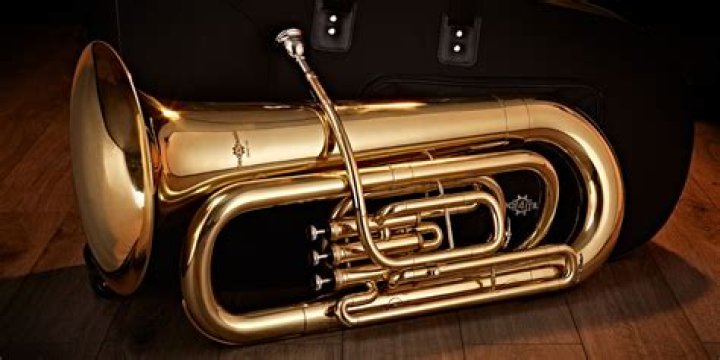 Which is bigger tuba or sousaphone?