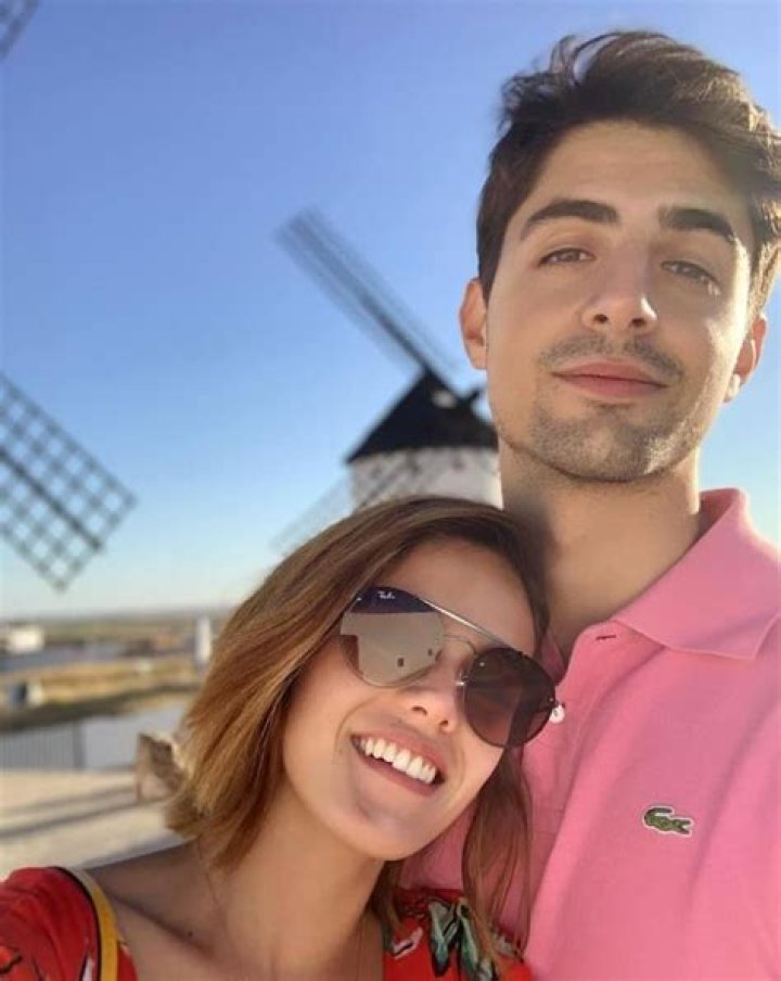 Who Is Samantha Siqueiros? Wiki, Age, Height, Family, Boyfriend, Biography & More